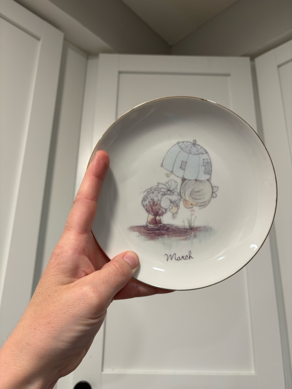 Precious Moments 1983 "March" Decorative Plate